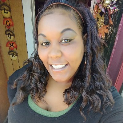 Profile Picture of Crystal Davidson (@kywvgal) on Twitter