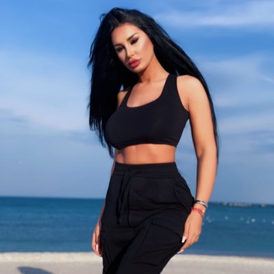 Profile Picture of Daniela Georgiana Badea (@Daniela59761564) on Twitter