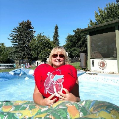 Profile Picture of Lori Wise-Dowd (@dowd_wise) on Twitter
