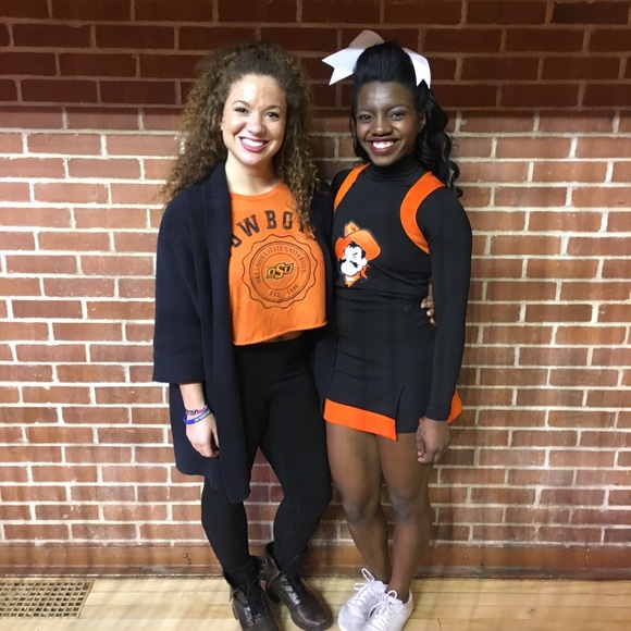 Profile Picture of Jazmyn Wade (@jazmynwade) on Poshmark