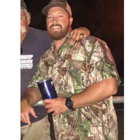 Profile Picture of Nick Blake (@nickblake) on Poshmark