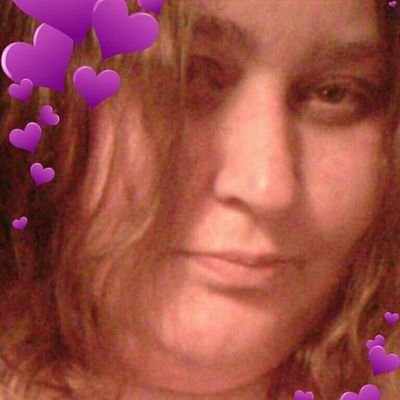 Profile Picture of Crystal Logston (@crystal777911) on Twitter