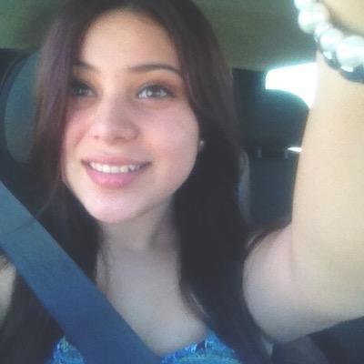 Profile Picture of Janette. (@Quintero_Love) on Twitter