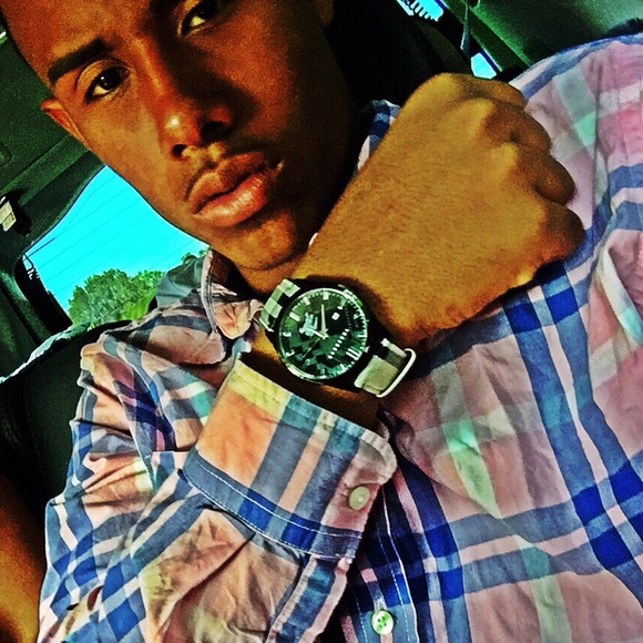 Nicholas Andino - Poshmark Profile Picture of Nicholas Andino (@niggaimperfect_) on Poshmark