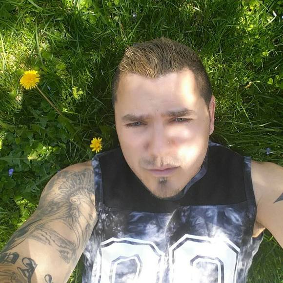 Profile Picture of Gilbert Moreno (@gilbertmoreno) on Poshmark