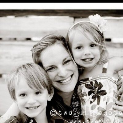 Profile Picture of Janet Manuel (@janetmanuel) on Twitter