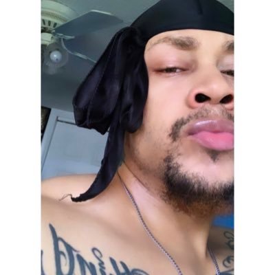 Profile Picture of 𝐺𝑟𝑒𝑒𝑟 𝐶ℎ𝑖𝑙𝑑𝑠 👳🏽‍♂️ (@JaySnow____) on Twitter