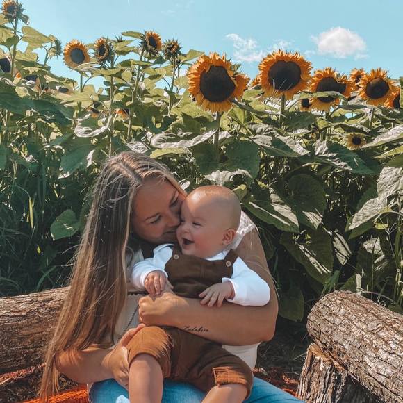 Profile Picture of Sabrina Cordiano (@sabrinacordiano) on Poshmark