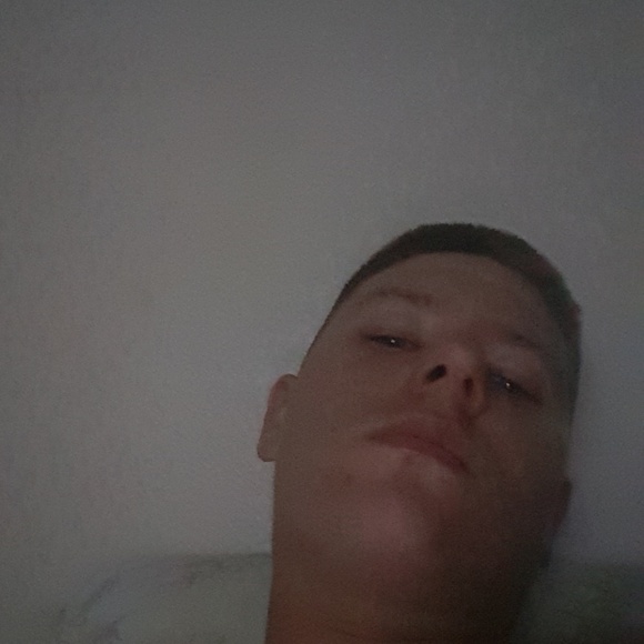 Profile Picture of Matthew Schell (@98schell) on Poshmark