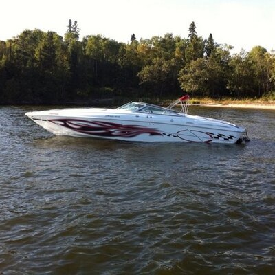 Profile Picture of Dave MacLennan (@DaveMacledb) on Twitter