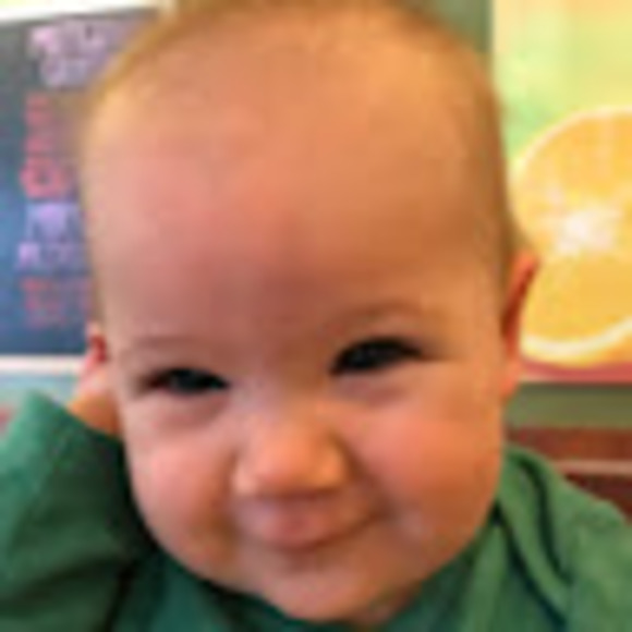 Profile Picture of Joanna Porterfield (@jrkporterfield) on Poshmark