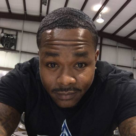 Profile Picture of Detron James (@newtron54) on Poshmark