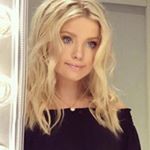 Profile Picture of Julia Hammarbäck (@julia_izzy_official) on Instagram