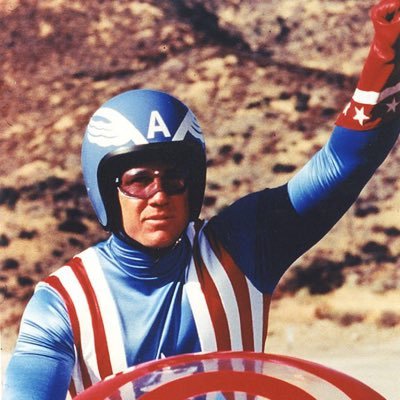 Profile Picture of Mitch Carter (@mitchcarter) on Twitter