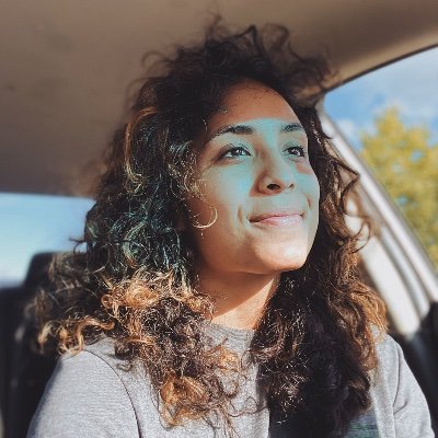 Profile Picture of Daniela (@_danielazapata) on Twitter