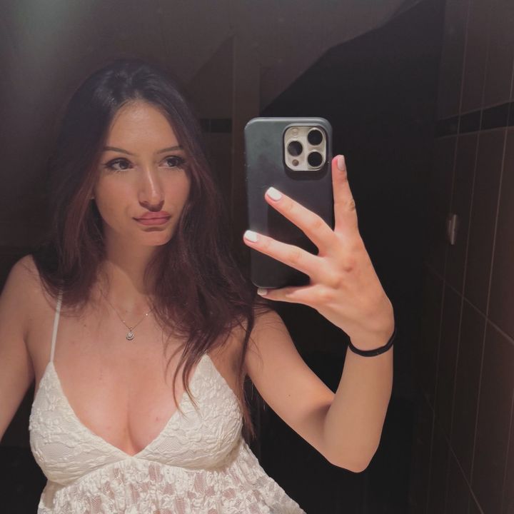 Profile Picture of greta (@gretakrds) on Tiktok