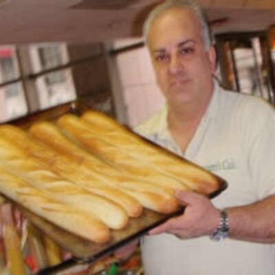 Profile Picture of Paul Buccieri (@buccieriscafe) on Twitter