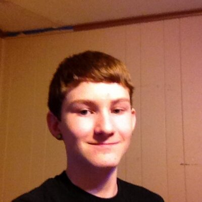 Profile Picture of Zach (@zach_grubbs) on Twitter