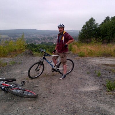 Profile Picture of Lee J Maynard (@Lemmo73) on Twitter