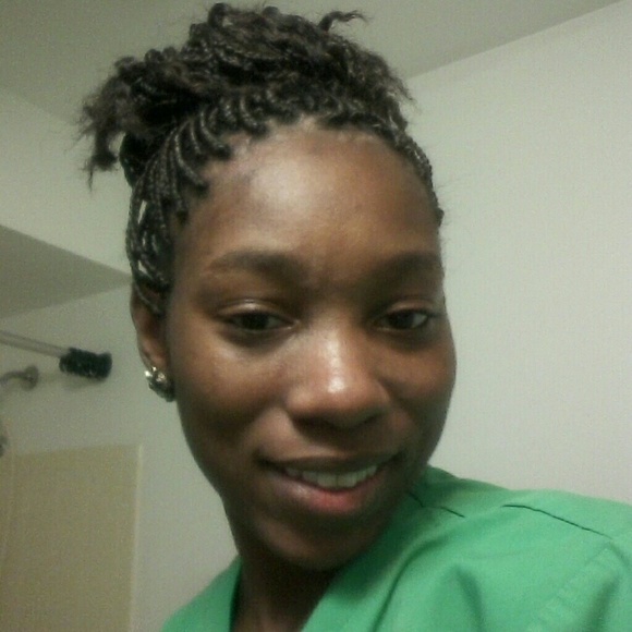 Profile Picture of Ikima Cooper (@ikima) on Poshmark