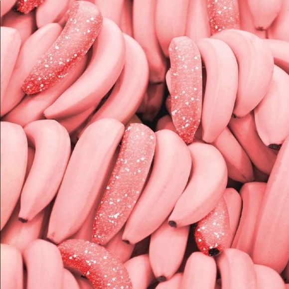 Profile Picture of Claudine Jean (@nerdinej) on Poshmark