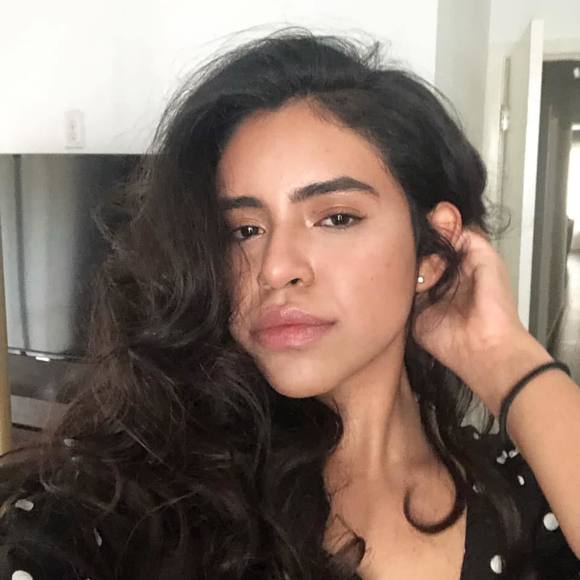 Profile Picture of Mariela Ramirez (@marielaxrmz) on Poshmark