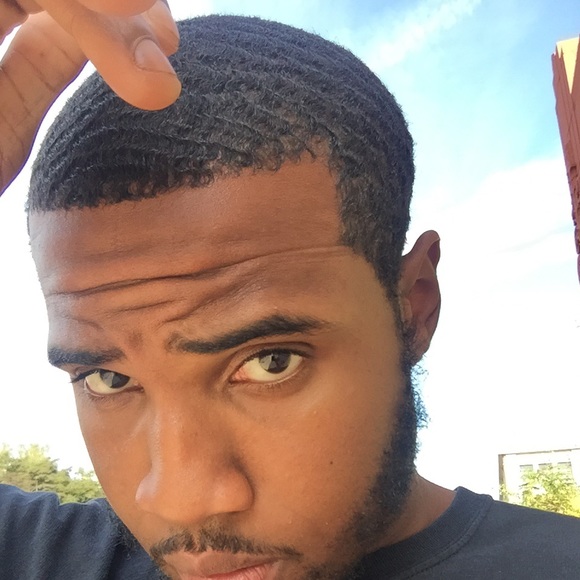 Profile Picture of Chris Lenoir (@cal5400) on Poshmark