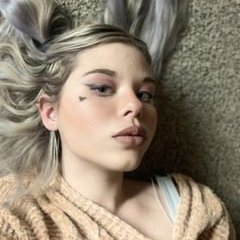 Profile Picture of Sophia Wright (@sssophiawright) on Twitter