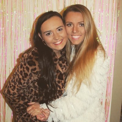 Profile Picture of Caroline Page (@caropage18) on Twitter