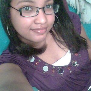 Catherine Velez - Myspace Profile Picture of Catherine Velez (@cathyv07) on Myspace