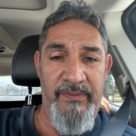 Profile Picture of Jonas Lopez (@jonaslopezdtv) on Poshmark