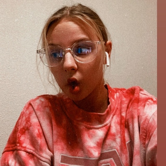 Profile Picture of Mikel Scott (@msmikelraye) on Poshmark