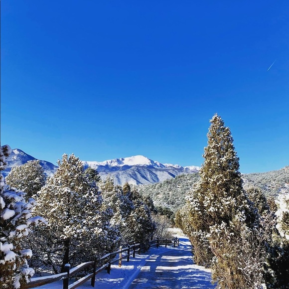 Melissa Meroney - Poshmark Profile Picture of Melissa Meroney (@melissa_meroney) on Poshmark