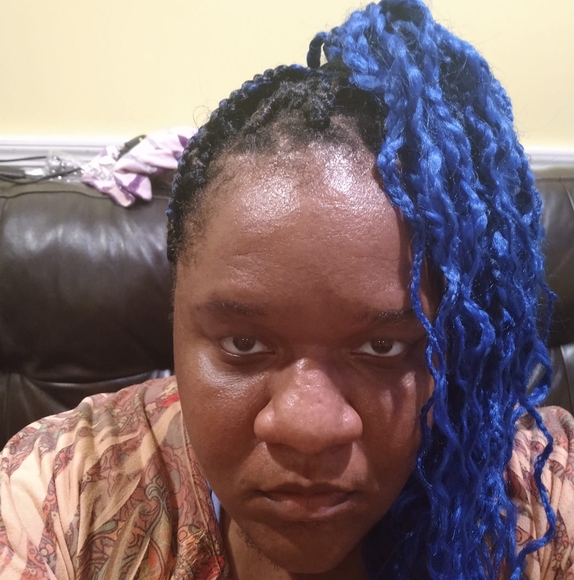 Profile Picture of Jo-jo Jean (@nataliejean74) on Poshmark