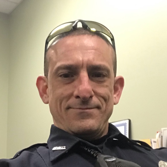 Profile Picture of Jeff Kreinbring (@jitika326) on Poshmark