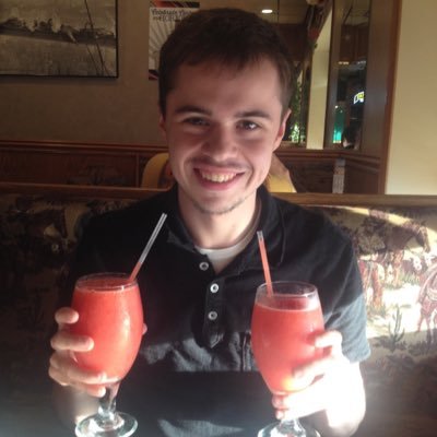 Profile Picture of Steve Torrez (@TeveStorrez) on Twitter