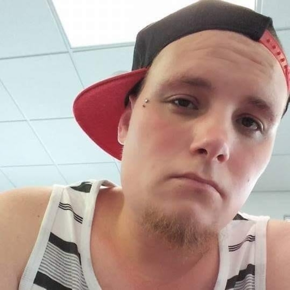 Profile Picture of Justin Sherwood (@sherwoodjustin1) on Poshmark