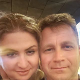 Profile Picture of Eduard Lily Bahrat (@eduard.bahrat) on Facebook