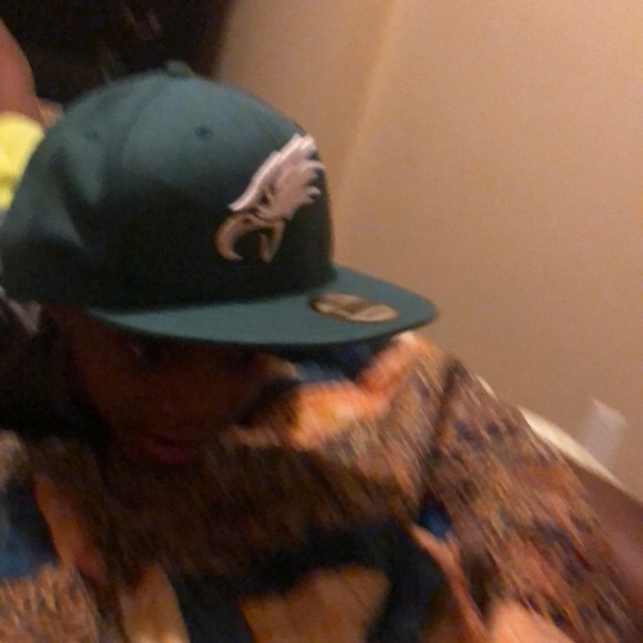 Profile Picture of Amarri Knowlton (@aktoofresh) on Poshmark