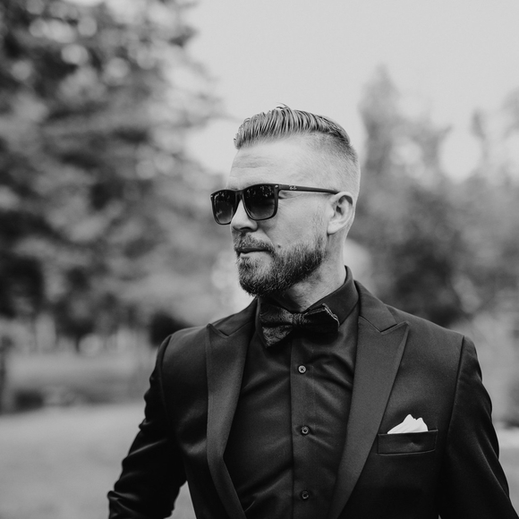 Profile Picture of Darren Taylor (@dman_88) on Poshmark