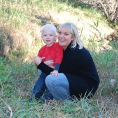 Profile Picture of Mandy Lawrence (@manners2) on Twitter