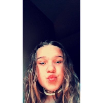 Profile Picture of 𝓮𝓶𝓶𝓪 𝓴𝓮𝓻𝓷 (@emmakern_) on Twitter