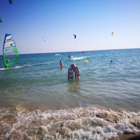 Profile Picture of Alexandra Varona (@alusionada) on Poshmark