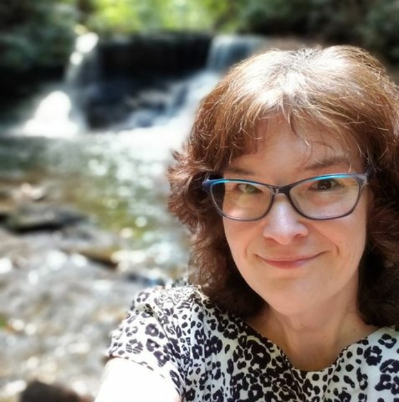 Profile Picture of Nancy Wampler (@myth1exists) on Poshmark