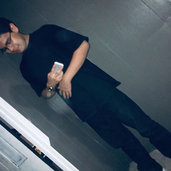 Profile Picture of Nicholas Marquez (@nicholasmarquez) on Poshmark