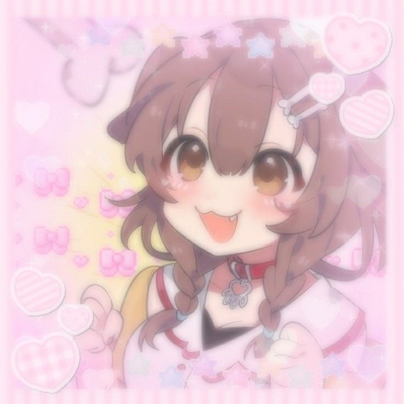 Profile Picture of Faye Reynolds (@camohorse917) on Poshmark