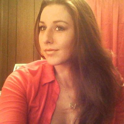 Profile Picture of Kate Cram (@kate122611) on Twitter