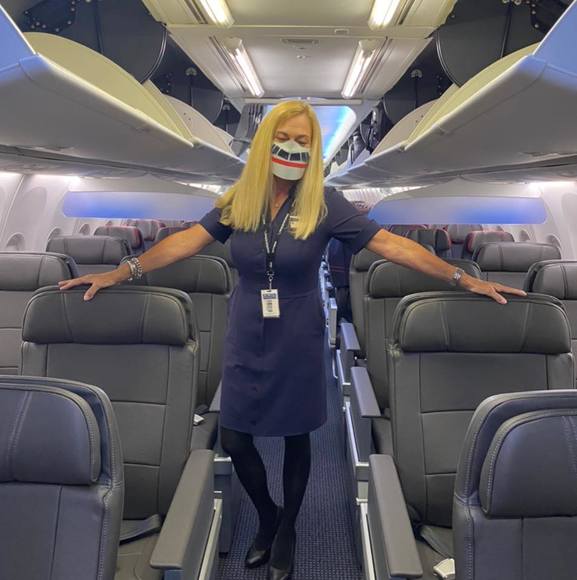 Profile Picture of Christina Lindsay (@christinafly) on Poshmark