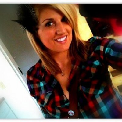Profile Picture of Kailey Sharp (@FrenchyLove91) on Twitter