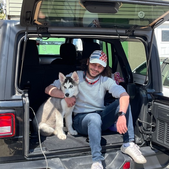 Roshdy Kassem - Poshmark Profile Picture of Roshdy Kassem (@roshdy_kassem) on Poshmark